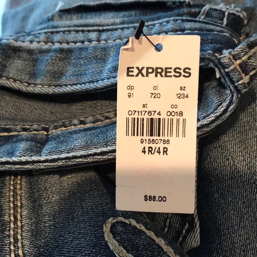 🎁EXPRESS Distressed Jeans - Picture 13 of 13